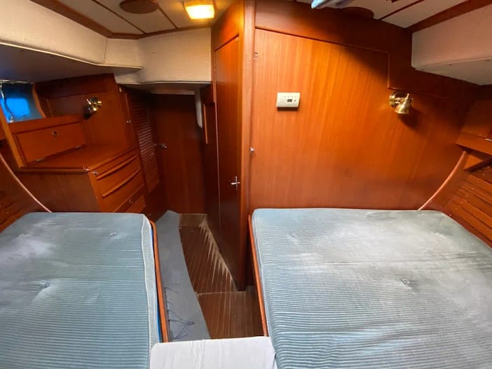 Aft cabin looking towards the bow. Ensuite just in front of the starboard bed. Plenty of storage Aft cabin looking towards the bow. Ensuite just in front of the starboard bed. Plenty of storage