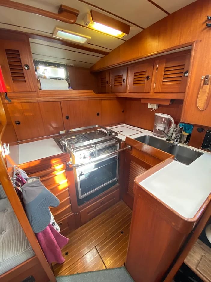Good sized galley with plenty of storage space Good sized galley with plenty of storage space